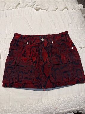 Akira Women's Red Snake-Print Cargo Mini Skirt